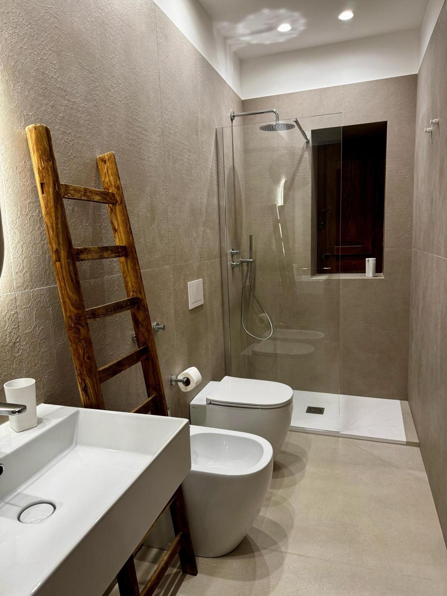 Appartamento "Roma 148" Syracuse ภายนอก รูปภาพ