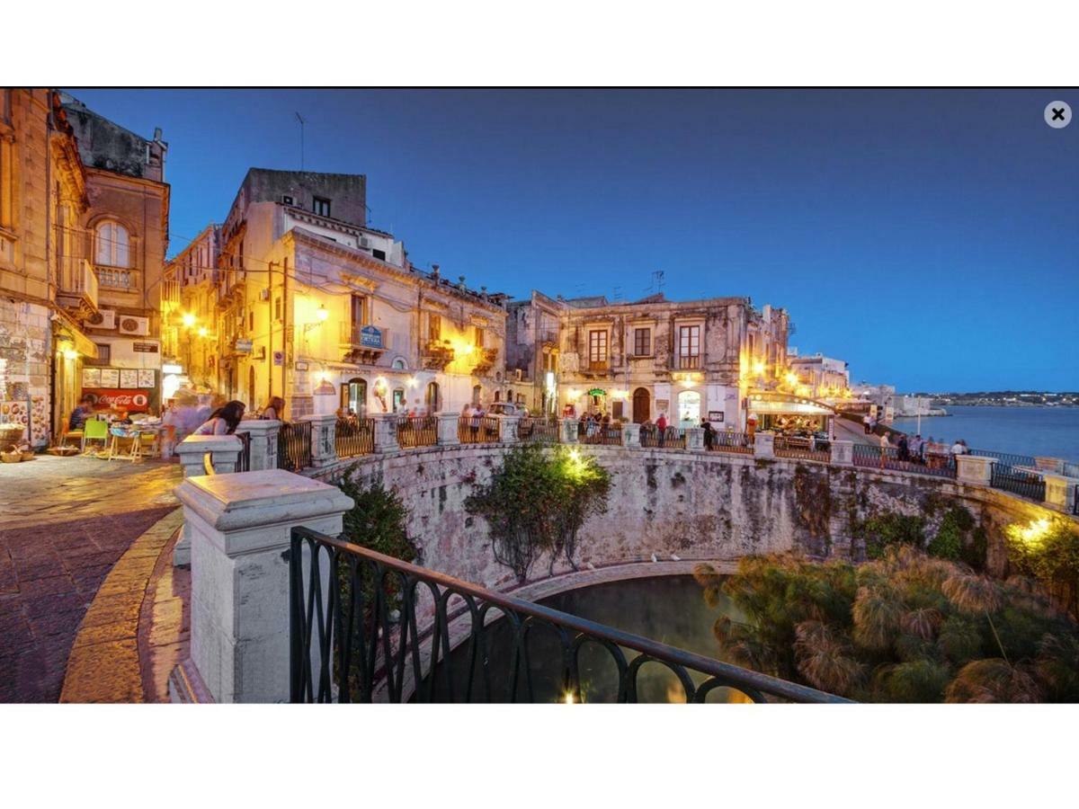 Appartamento "Roma 148" Syracuse ภายนอก รูปภาพ