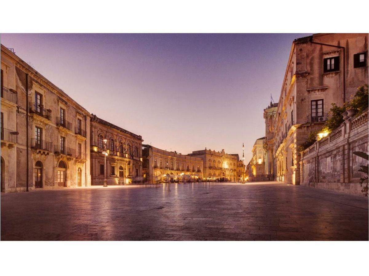 Appartamento "Roma 148" Syracuse ภายนอก รูปภาพ